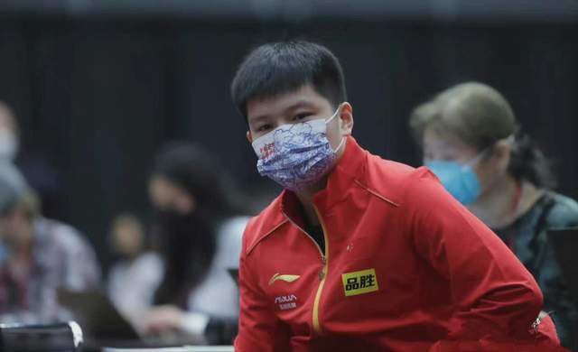 马岚瞪了他一眼，鄙夷地说道：你懂什么？老娘现在跟以前不一样了，老娘现在已经学会了怎么给自己做心理疏导。